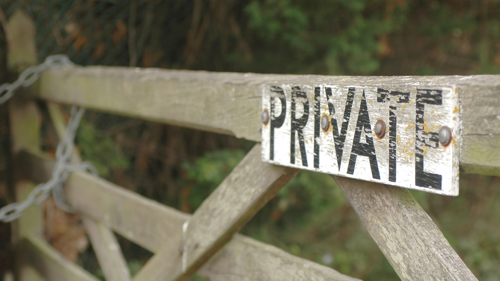lock gate on private real estate